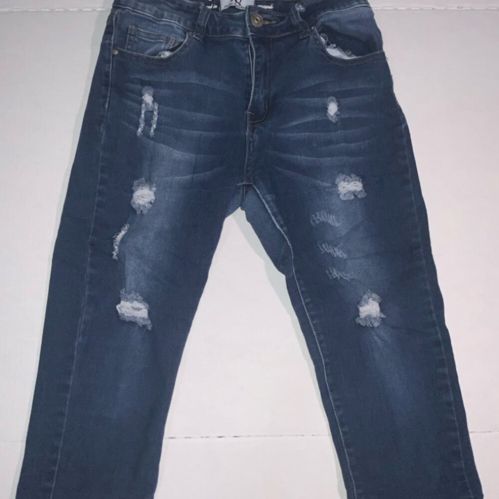 AQ American Quality Women 13 Blue Denim Dark Wash Distressed‎ Pocket Capris